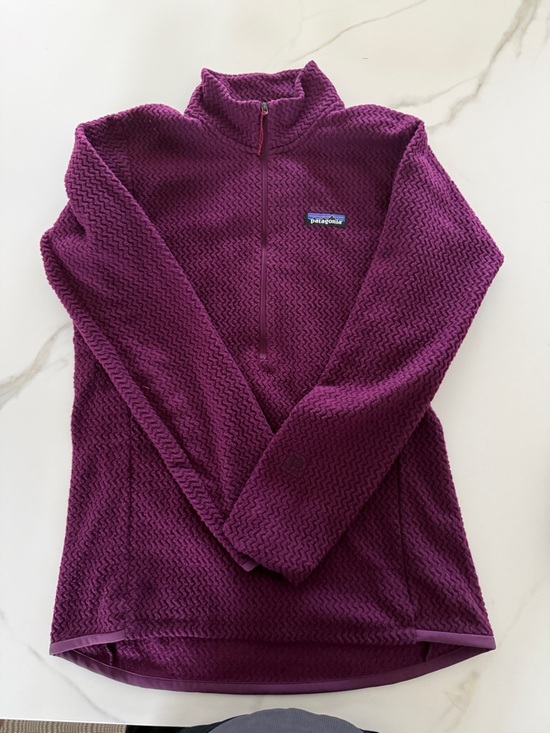 Patagonia Tops - Patagonia Plum Quarter-Zip Fleece Pullover NWOT